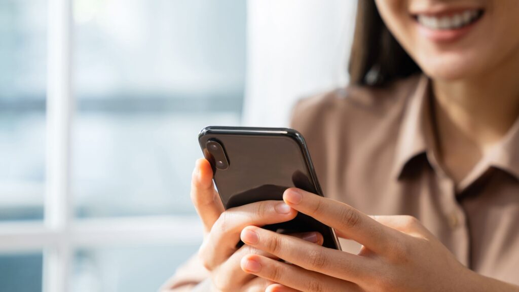 A Media Buying Consultant Automating Bidding
